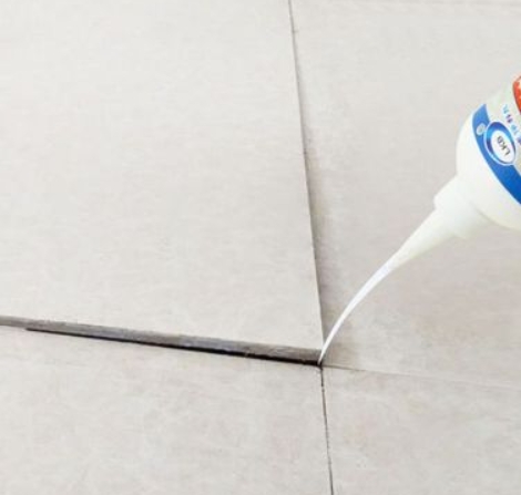 嘉善瓷砖空鼓维修公司分享卫生间瓷砖脱落的原因可能有以下几点